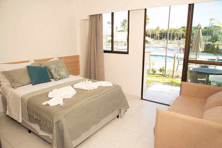 Novo flat Térreo com vista para piscina