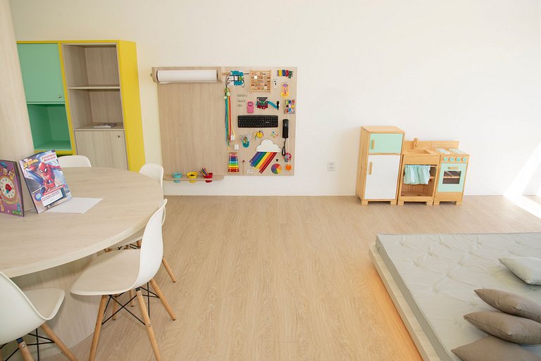 Novo flat Térreo com vista para piscina
