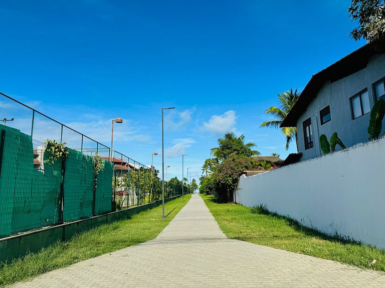 Estúdio Aconchegante com Vista para Piscina